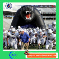 vivid giant inflatable bear tunnel inflatable football helmet tunnel for sale